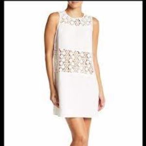 TORY BURCH~crochet panel~WHITE LINEN~A-LINE~SLEEVELESS DRESS